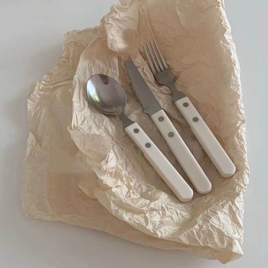 Vintage Collectible Spoons - 프랑스 빈티지 밀크 화이트 레트로 나이프,